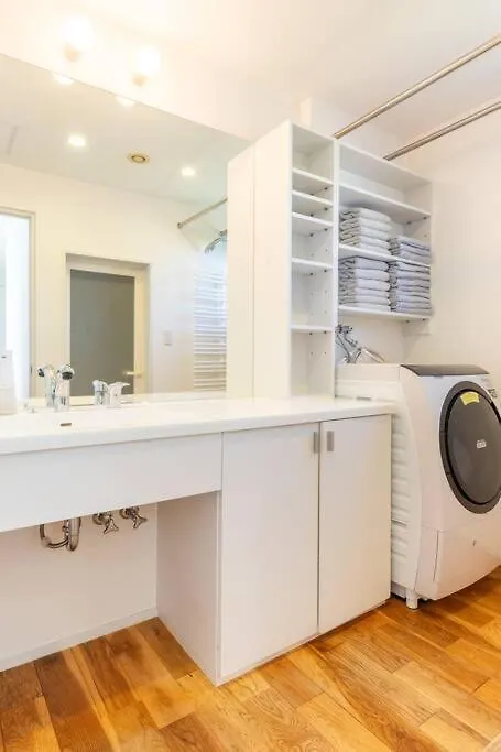 Villa One House Naganuma Maoi Japon