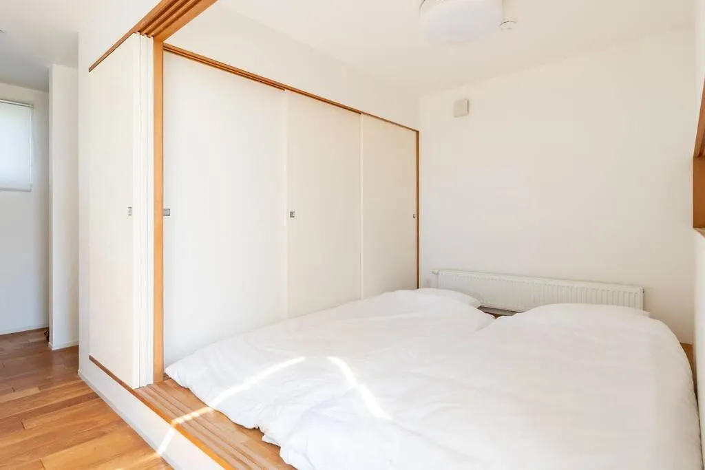 Villa One House Naganuma Maoi 0*,  Japon