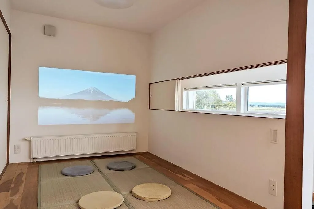 Villa One House Naganuma Maoi